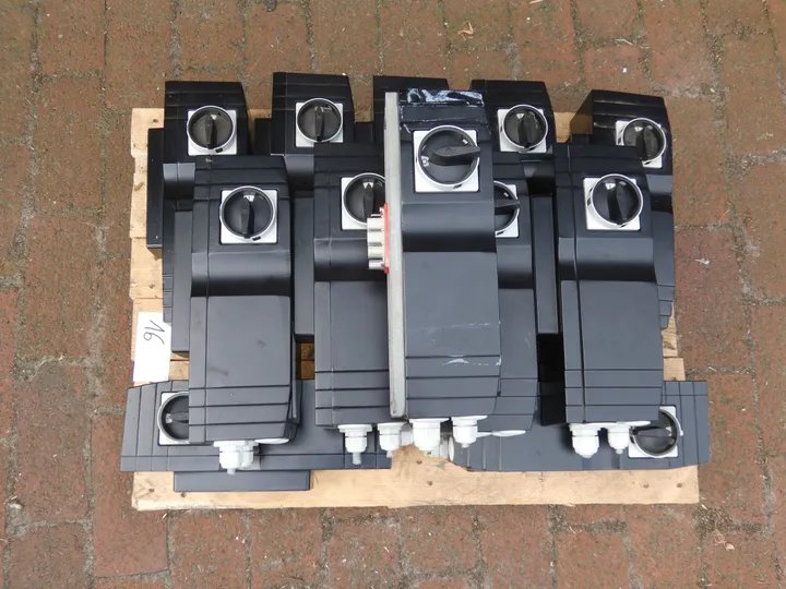 12x SEW Eurodrive Movipro Schaltmodul PZM2XA-A150-D03-00, 18250157